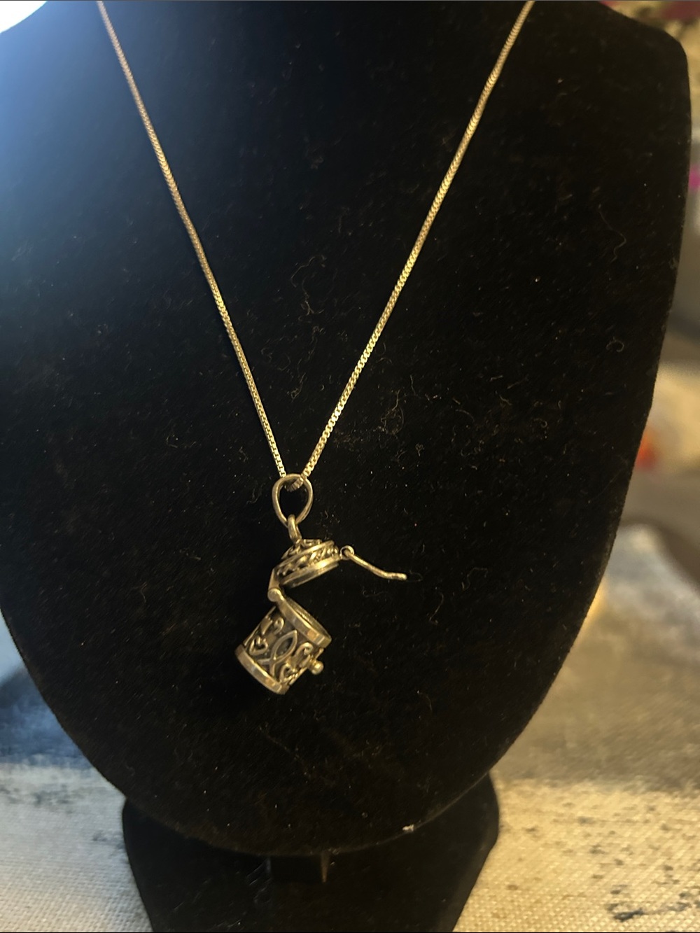 Sterling Silver Lantern Box Pendant Necklace - opens w/clasp - Picture 2 of 2